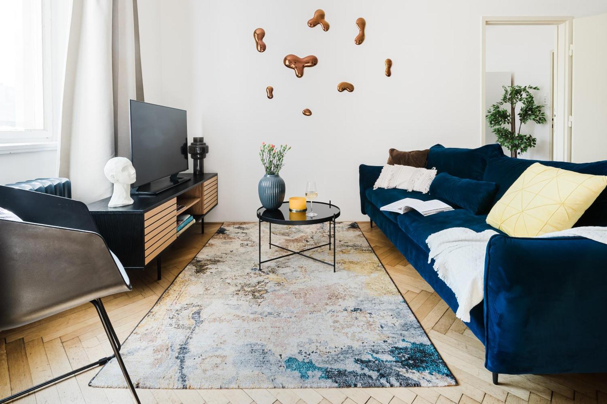 Days - 1bdr - Workspace - Netflix - New Town Apartament Praga